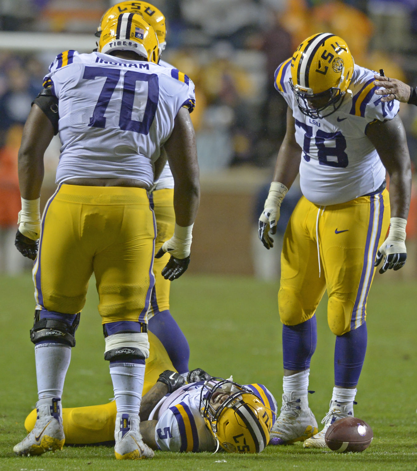 lsutenn.111917 HS 2000.JPG